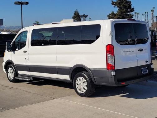 2022 Ford Transit-350 XLT