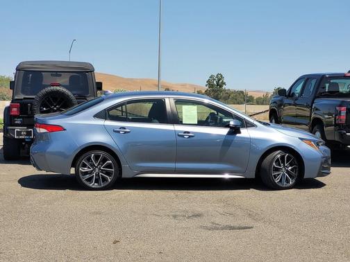 2022 Toyota Corolla SE