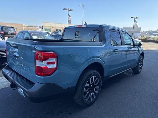 2023 Ford Maverick Lariat