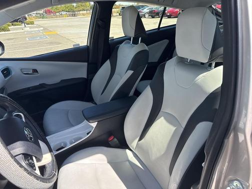 2017 Toyota Prius Prime SE