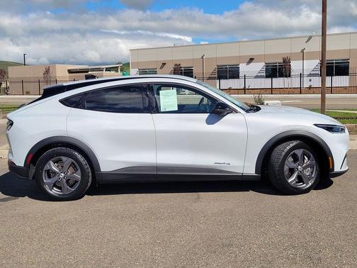2023 Ford Mustang Mach-E Select