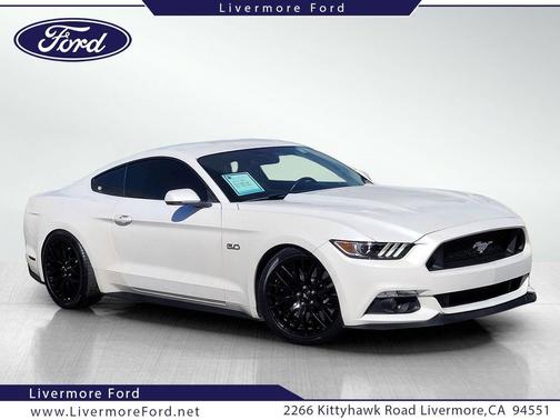 2017 Ford Mustang GT Premium
