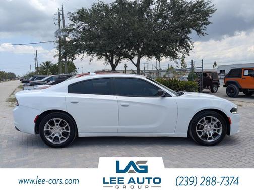 2016 Dodge Charger SXT
