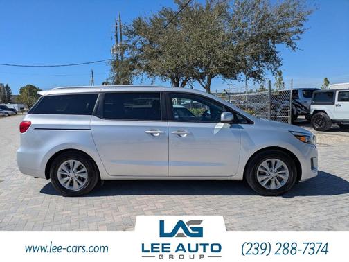 2016 Kia Sedona LX