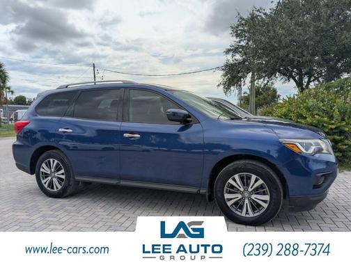 2019 Nissan Pathfinder S