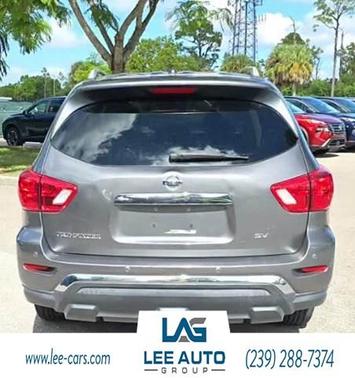 2018 Nissan Pathfinder SV