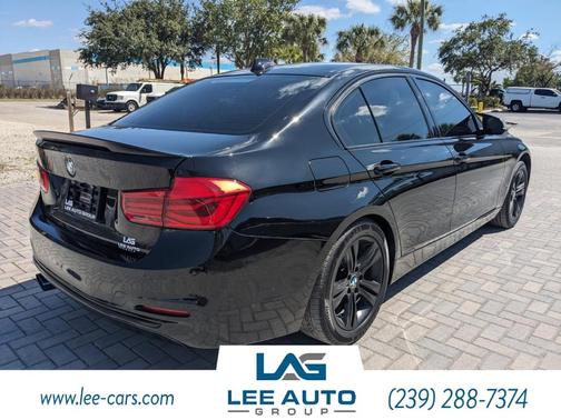 2018 BMW 330 i xDrive