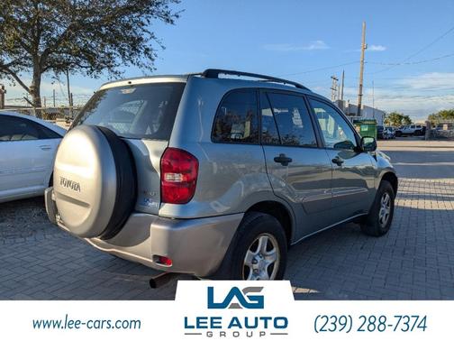 2005 Toyota RAV4 Base