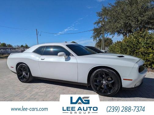 2015 Dodge Challenger SXT Plus