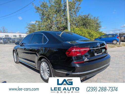 2016 Volkswagen Passat 1.8T SE w/Technology