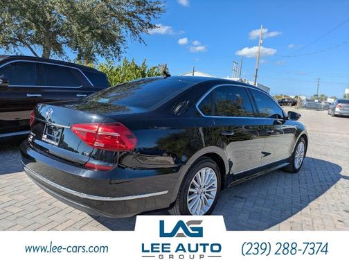 2016 Volkswagen Passat 1.8T SE w/Technology