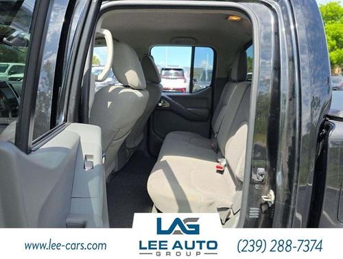 Magnetic Black Pearl 2019 Nissan Frontier SV