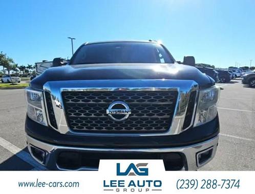 2017 Nissan Titan SV