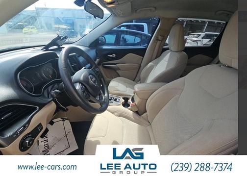 2019 Jeep Cherokee Latitude