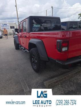 2021 Jeep Gladiator Sport