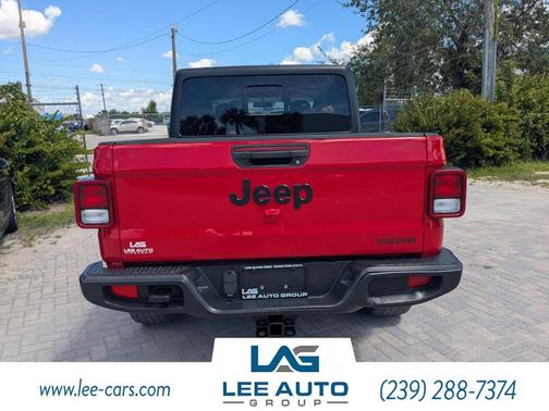 2021 Jeep Gladiator Sport