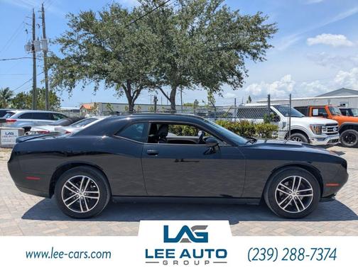 2019 Dodge Challenger SXT