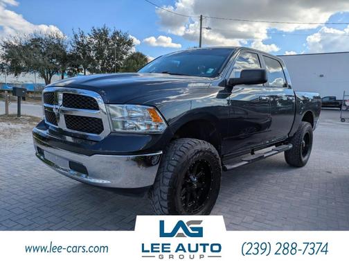 2017 RAM 1500 SLT