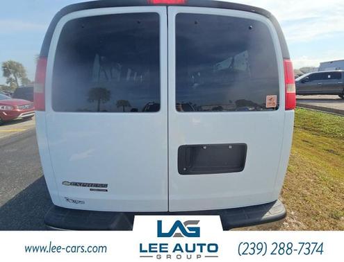 2015 Chevrolet Express 3500 LT