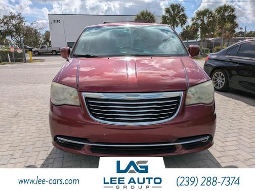 2012 Chrysler Town & Country Touring
