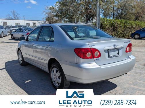 2005 Toyota Corolla LE