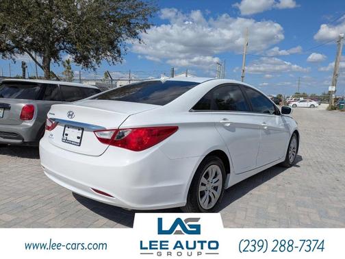 2013 Hyundai SONATA GLS