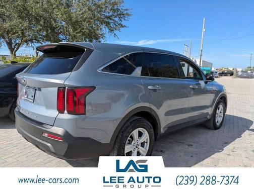 2021 Kia Sorento LX