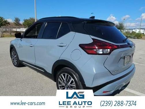 2021 Nissan Kicks SR