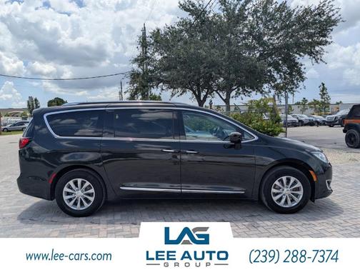 2018 Chrysler Pacifica Touring-L