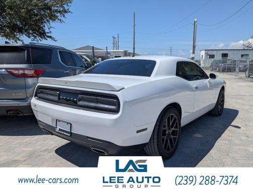 2019 Dodge Challenger SXT
