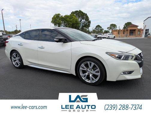 White 2017 Nissan Maxima 3.5 Platinum