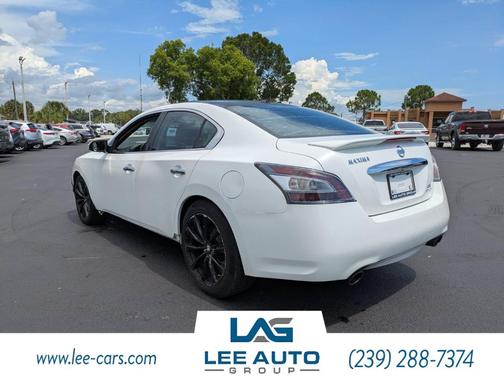 Pearl White 2013 Nissan Maxima SV