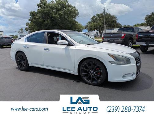 Pearl White 2013 Nissan Maxima SV