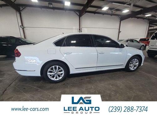 2017 Volkswagen Passat 1.8T S