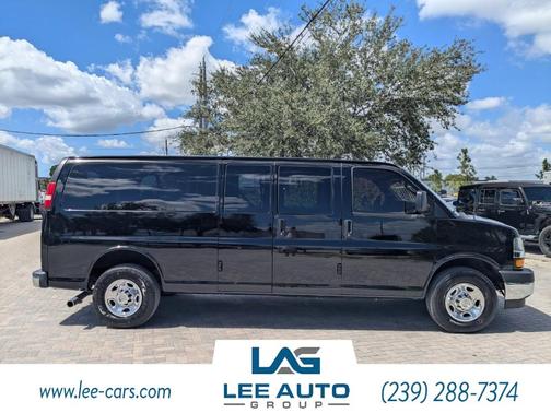 2017 Chevrolet Express 3500 LT