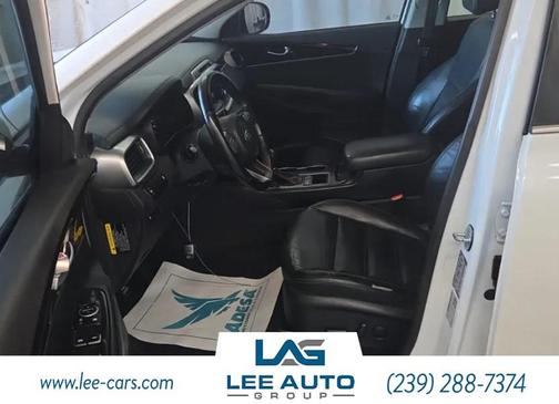 Snow White Pearl 2017 Kia Sorento LX