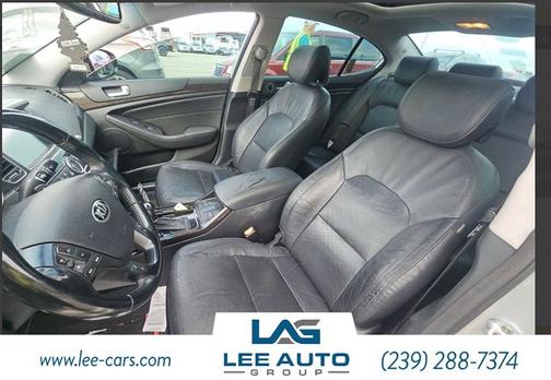 2016 Kia Cadenza Premium