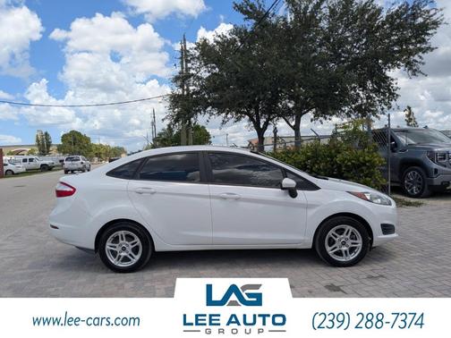 2017 Ford Fiesta SE