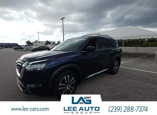 2022 Nissan Pathfinder Platinum