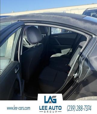 2012 Mazda Mazda3 i Sport