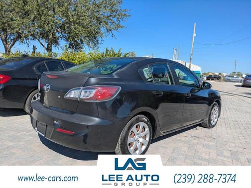 2012 Mazda Mazda3 i Sport