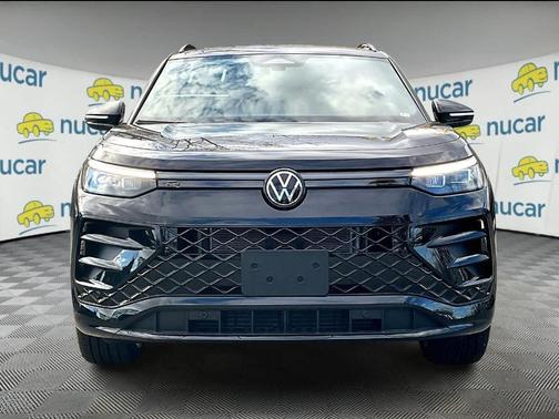 2025 Volkswagen Tiguan 2.0T SE R-Line Black