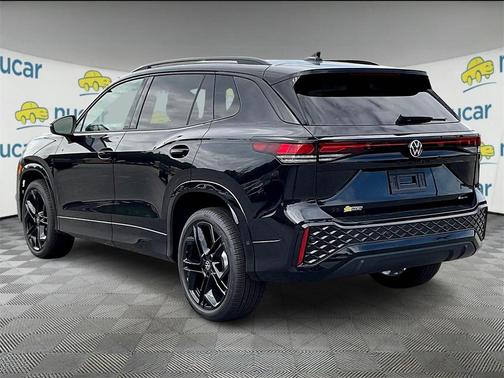 2025 Volkswagen Tiguan 2.0T SE R-Line Black