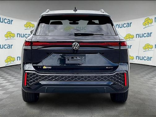 2025 Volkswagen Tiguan 2.0T SE R-Line Black