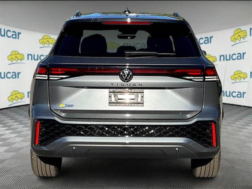 2025 Volkswagen Tiguan 2.0T SE R-Line Black