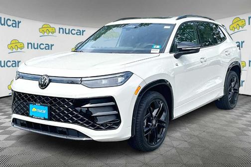 2025 Volkswagen Tiguan 2.0T SE R-Line Black