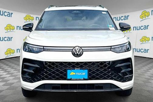 2025 Volkswagen Tiguan 2.0T SE R-Line Black
