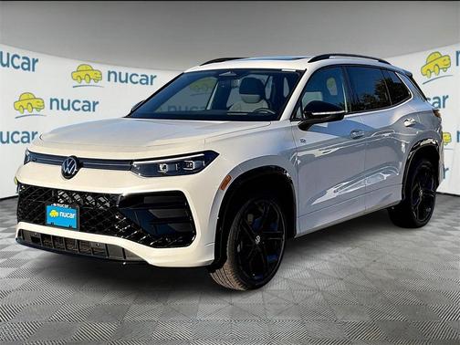 2025 Volkswagen Tiguan 2.0T SE R-Line Black