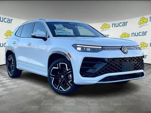 2026 Volkswagen Tiguan 2.0T SEL