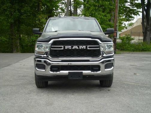 2020 RAM 2500 Tradesman Regular Cab 4X4 8' Box